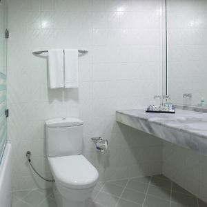 Double or Twin Room Sea View